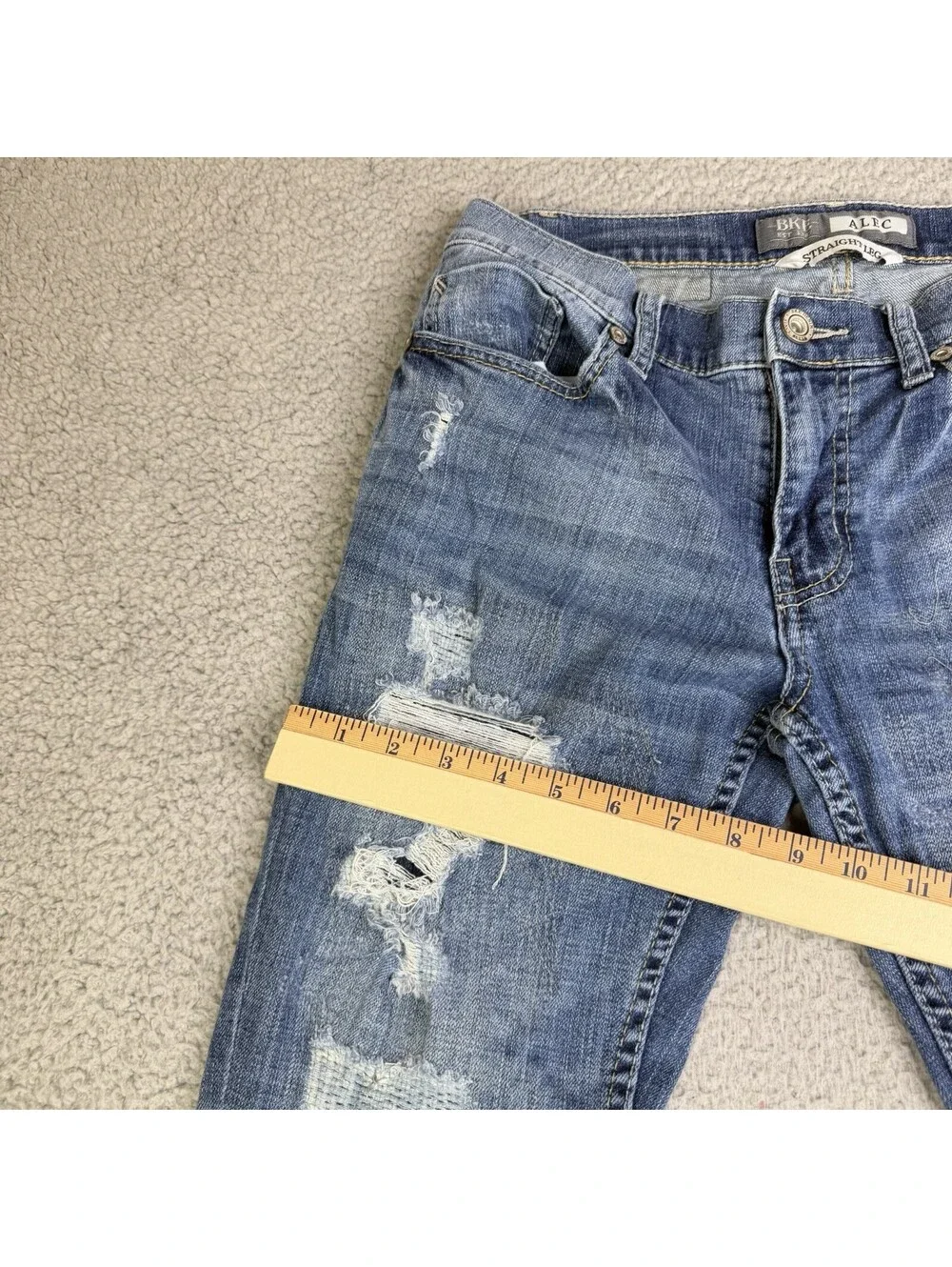 BKE Jeans Mens 31x29 Blue Alec Straight Leg Buckle Distressed Denim Casual